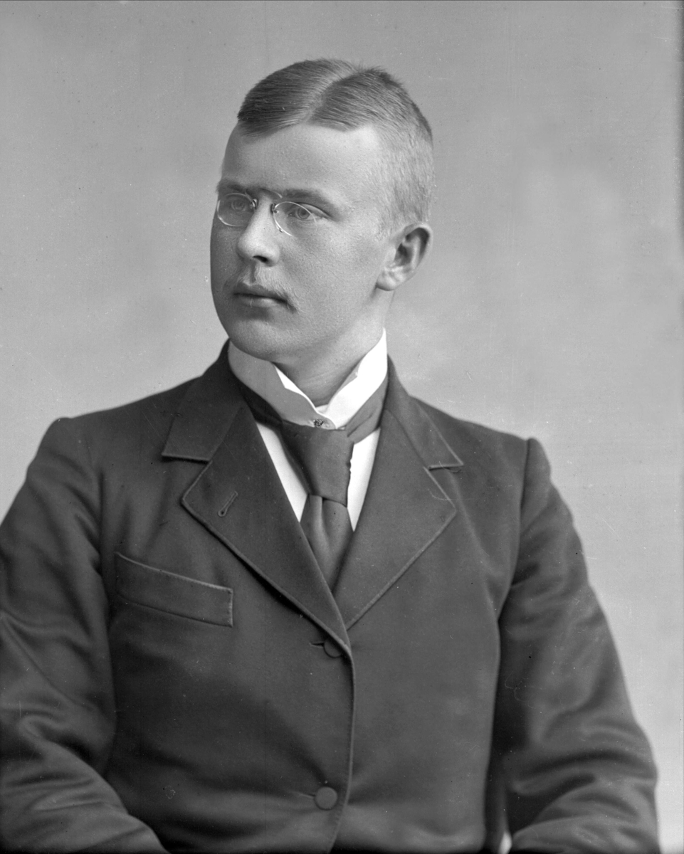Gustav Borgen, NFB.30751