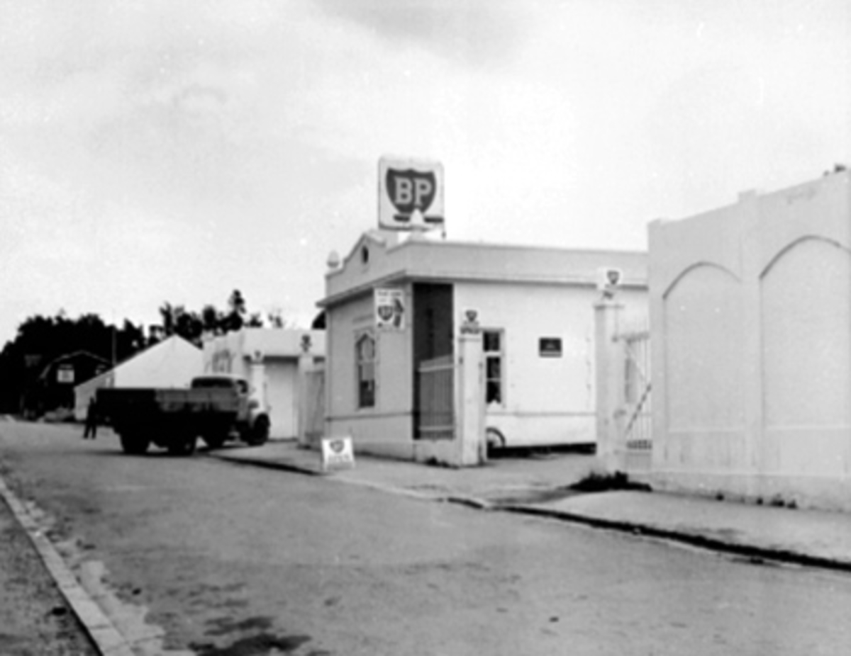 Anno Domkirkeodden, EKSTERIØR, BP BENSINSTASJON, MIL, ENGGATA 43