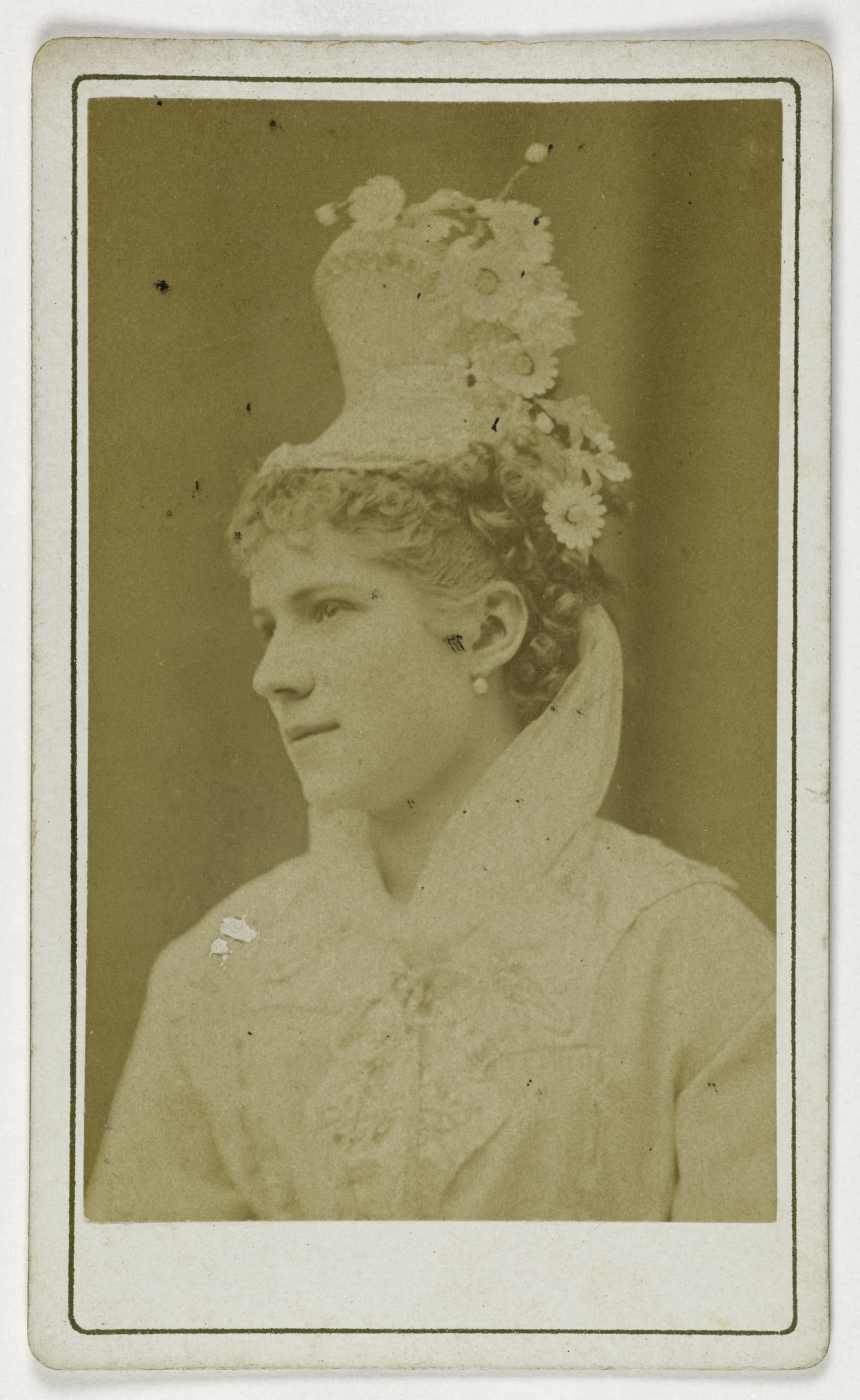 Gaston & Mathieu, Portrait de Granier Jeanne, (1852-1919), (fille de Granier Irma, actrice)