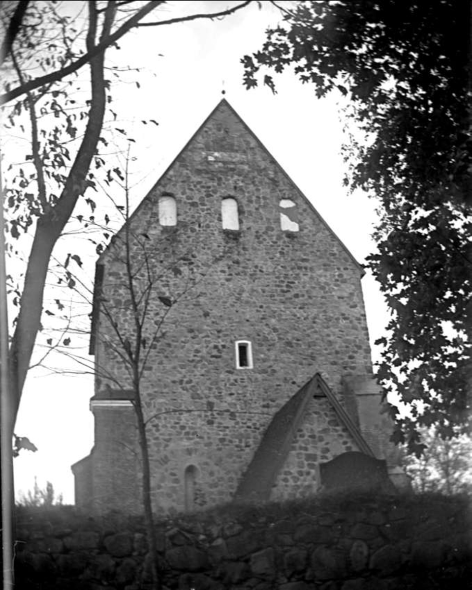 August Fredrik Schagerström, "Gamla Upsala kyrka från väster" 1914