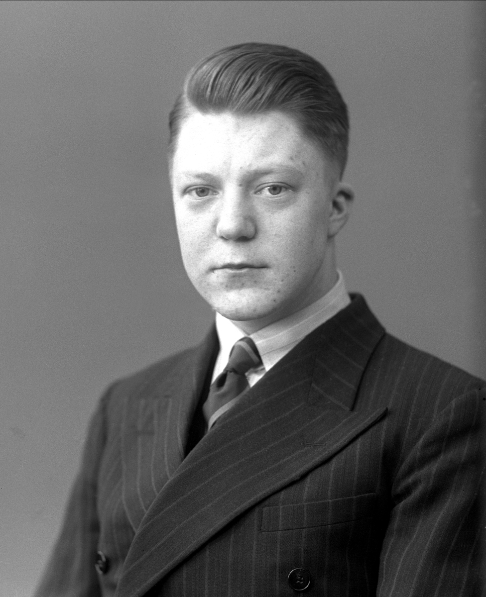 Gustav Borgen, NFB.56663