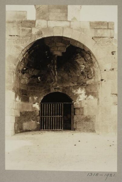 K.A.C. Creswell, Entrance to chamber in upper third in west tower of Bab Zuwayla, Cairo