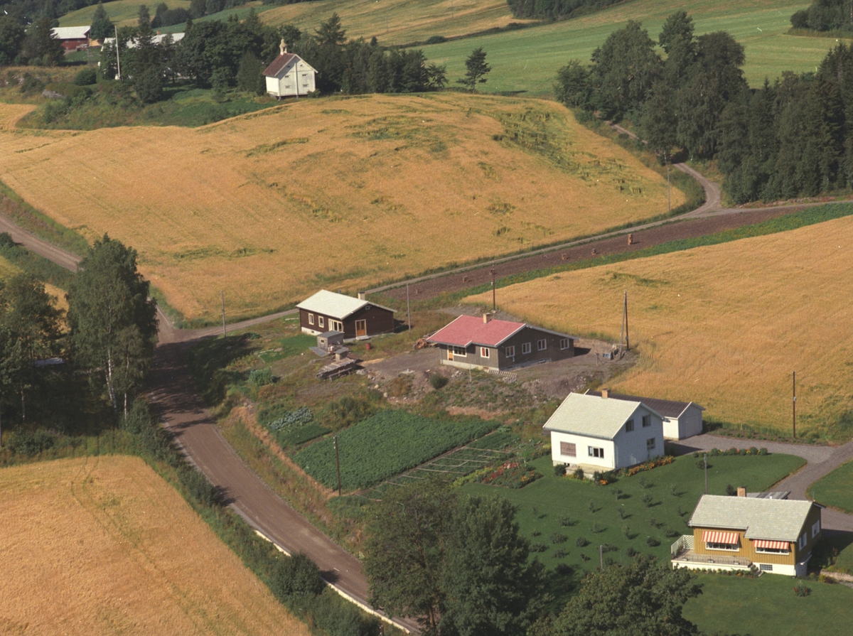 Widerøes Flyveselskap A/S, Flyfoto, bebyggelse på Kossjordet, Veldre, Ringsaker.