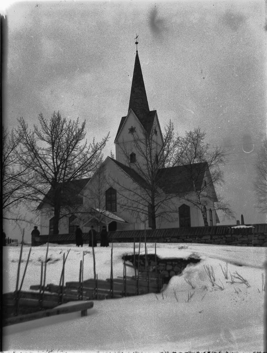 Ragnvald Andersen, Veldre kirke i Ringsaker.