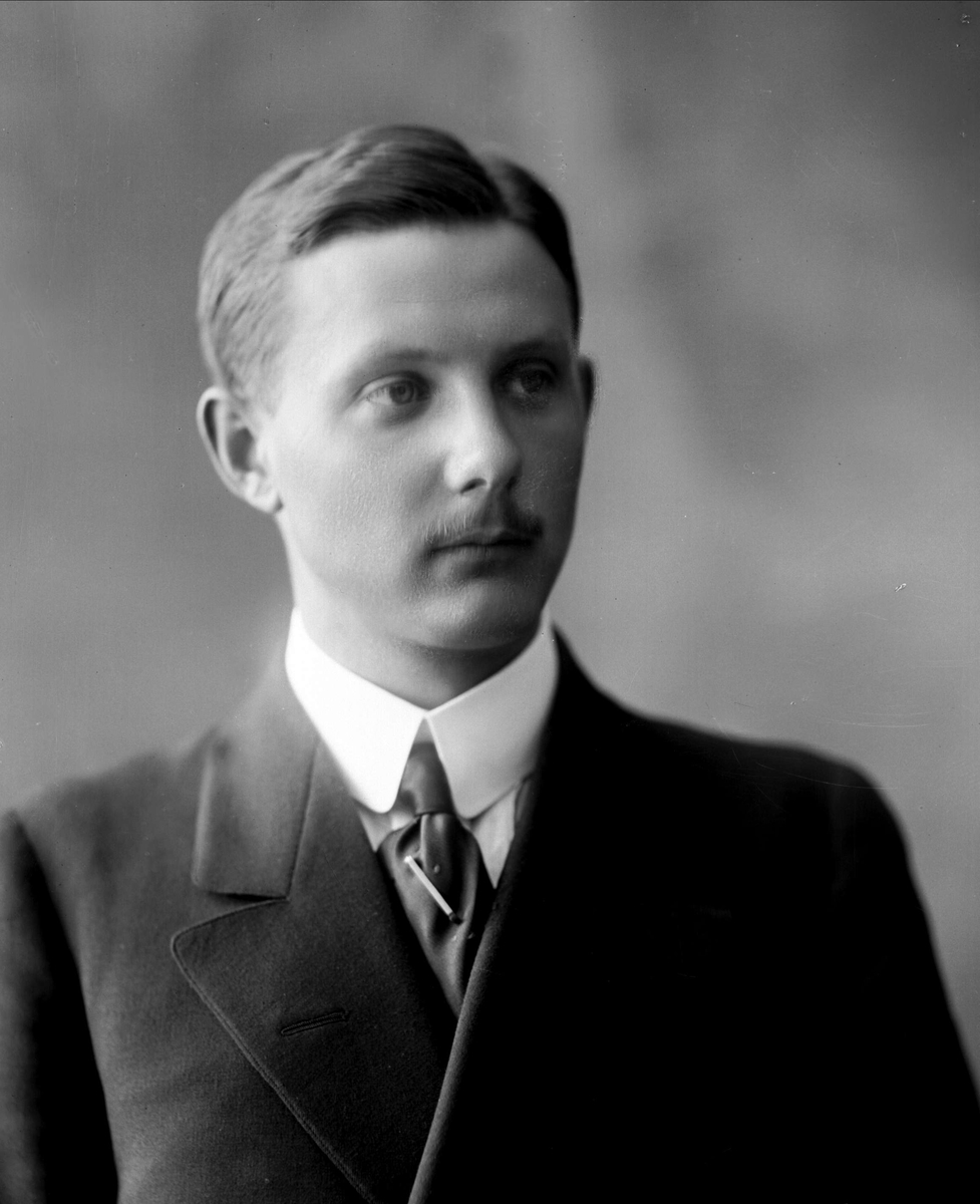 Gustav Borgen, NFB.10888