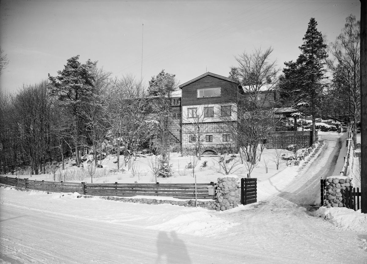 Paul Sandberg, Byggmästaren Anders Diös villa, Vårdsätravägen, kvarteret Aspen, Graneberg, Sunnersta, Uppsala 1935