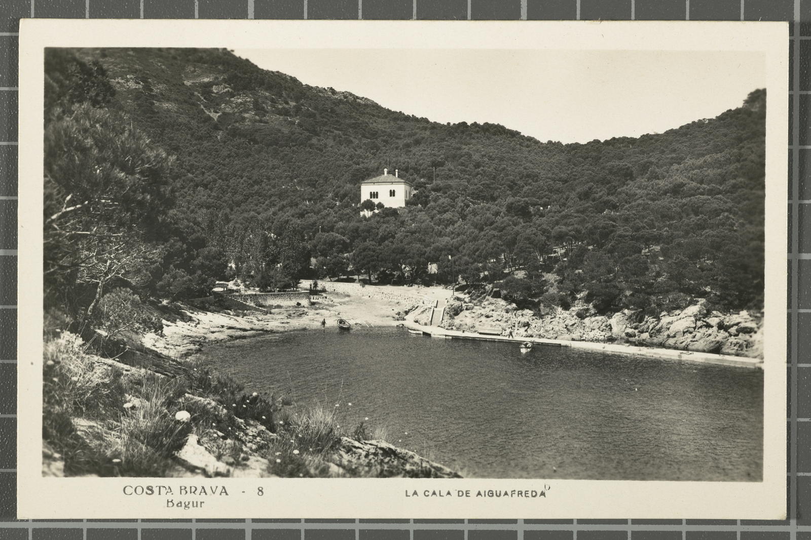 Desconegut, Costa Brava - 8. Bagur. La Cala de Aiguafreda