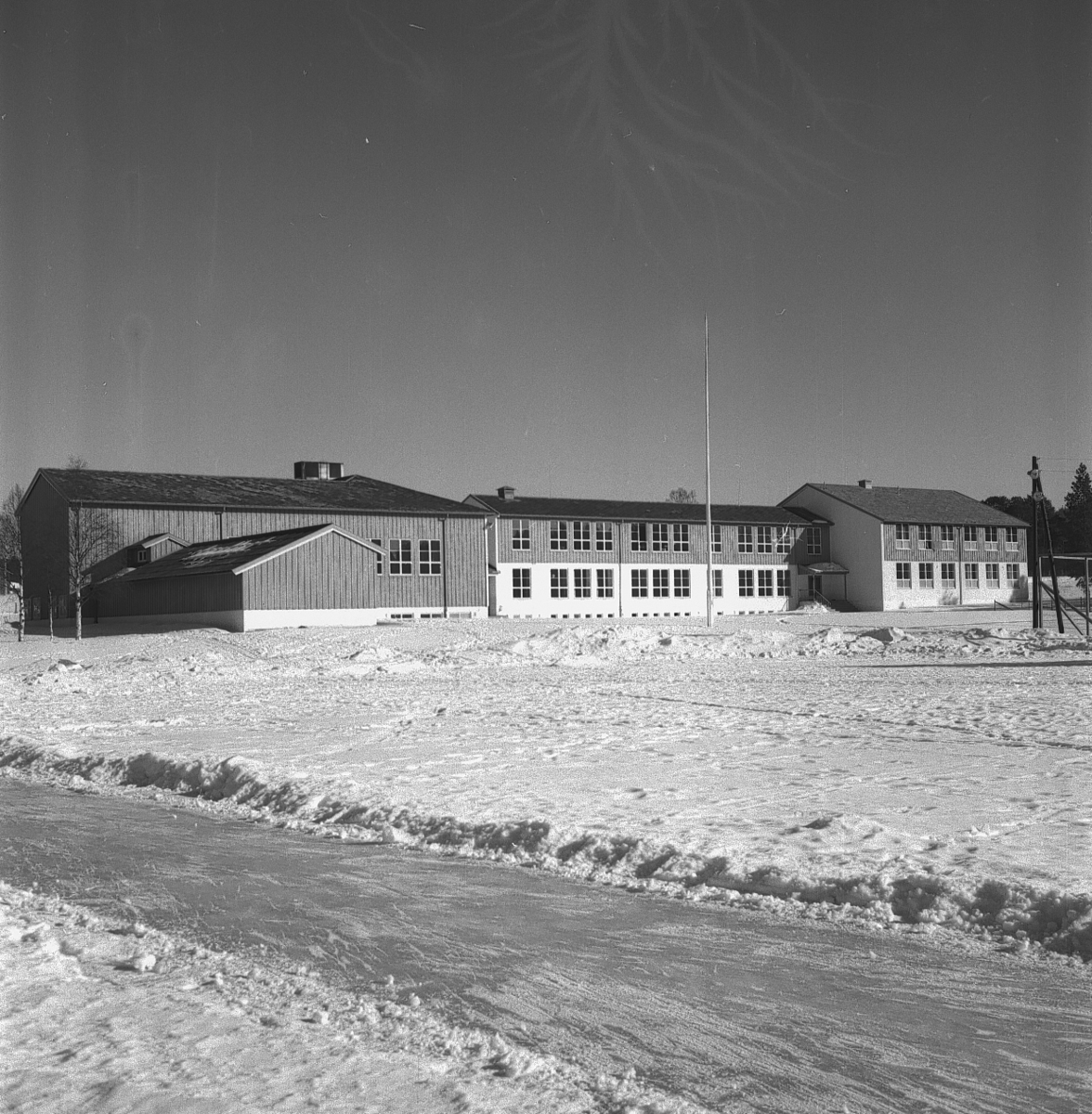 Per Magne Grue, Tynset Statsrealskole og gymnas.