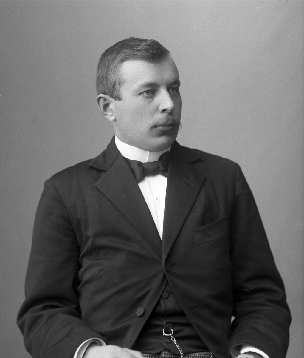 Gustav Borgen, NFB.25572