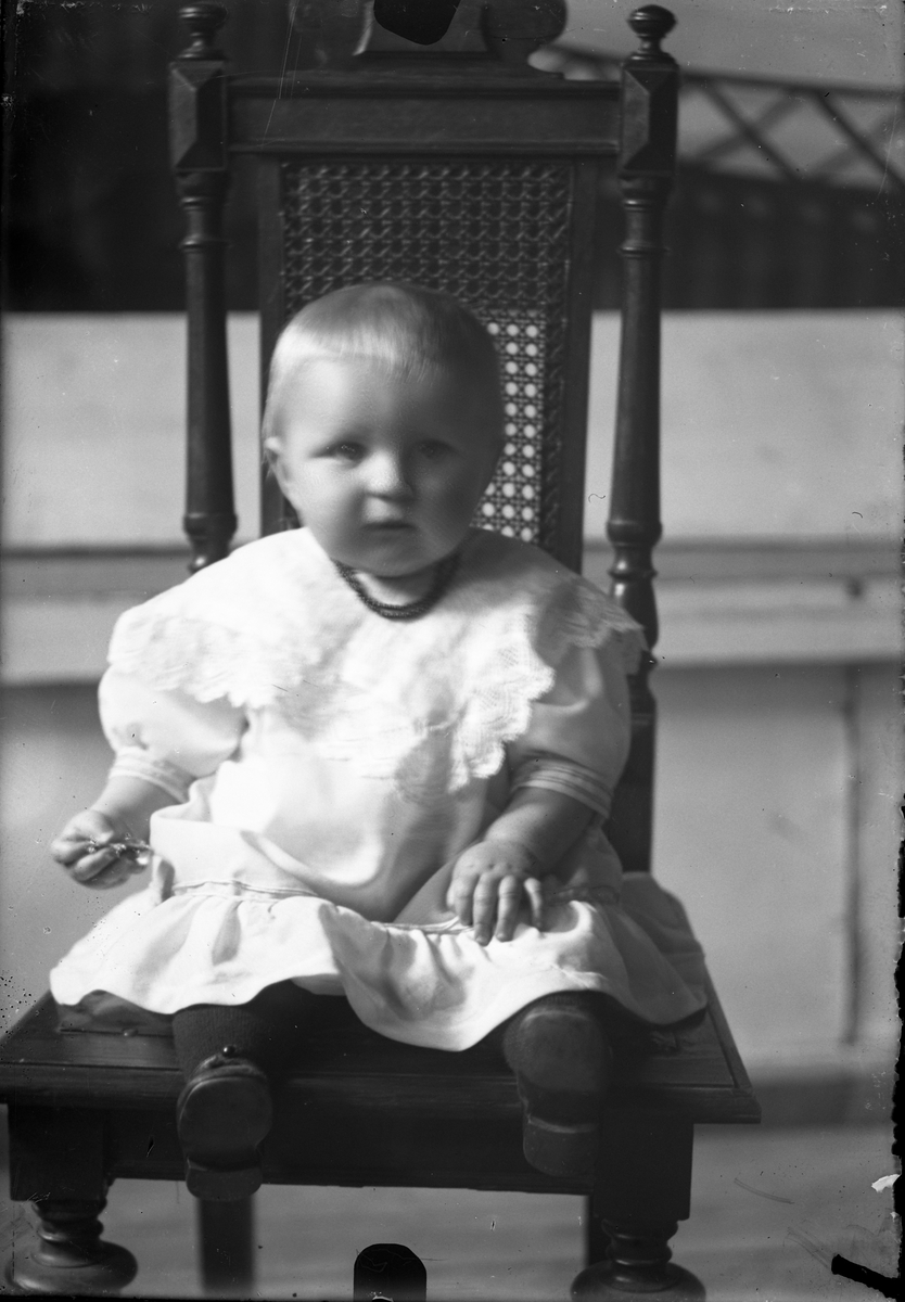 Oscar Holte, portrett, person, klær,