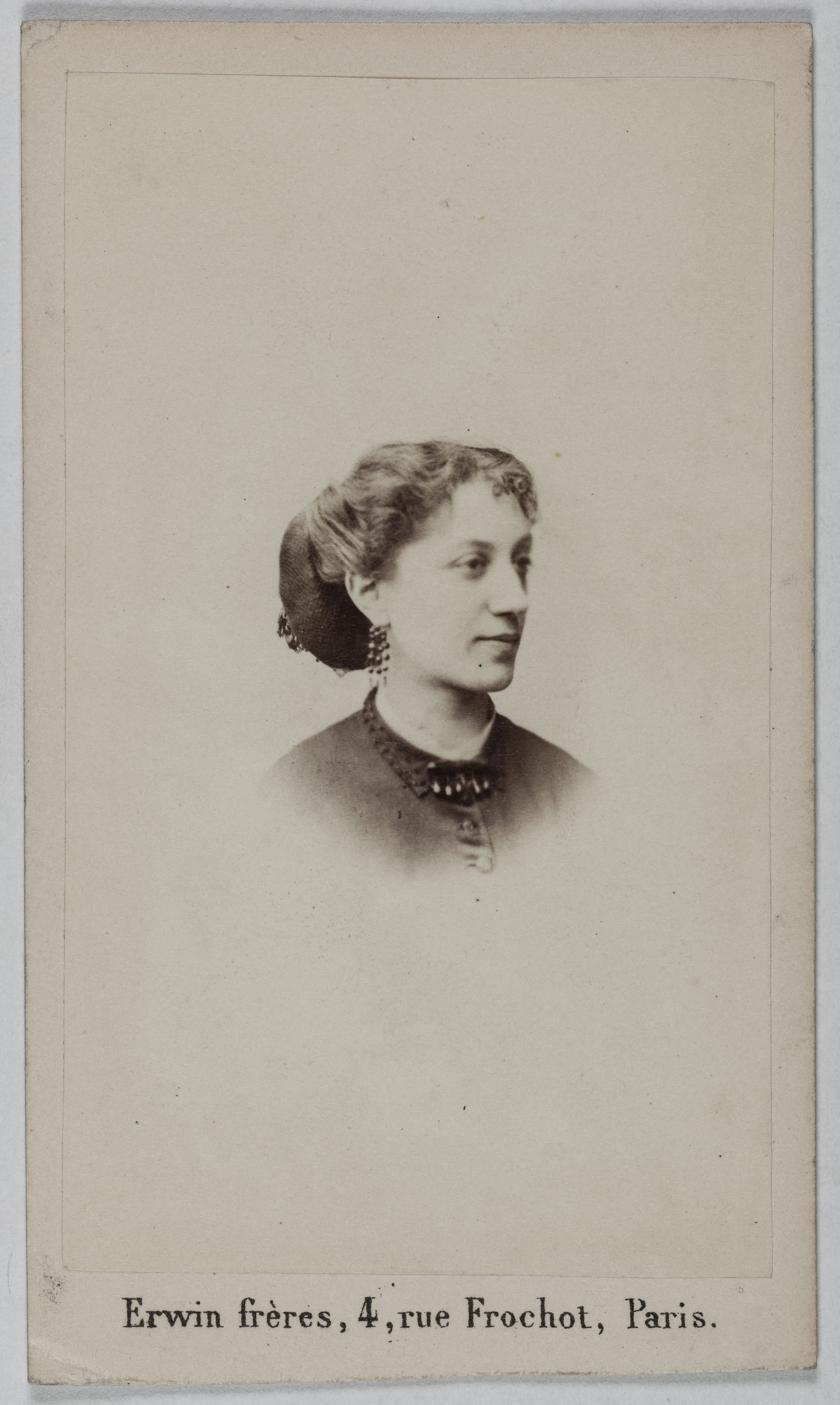 Erwin & Ernest Hanfstaengl, Portrait de Léontine Fromentin (L. Devaux), (1840-1887), (actrice)