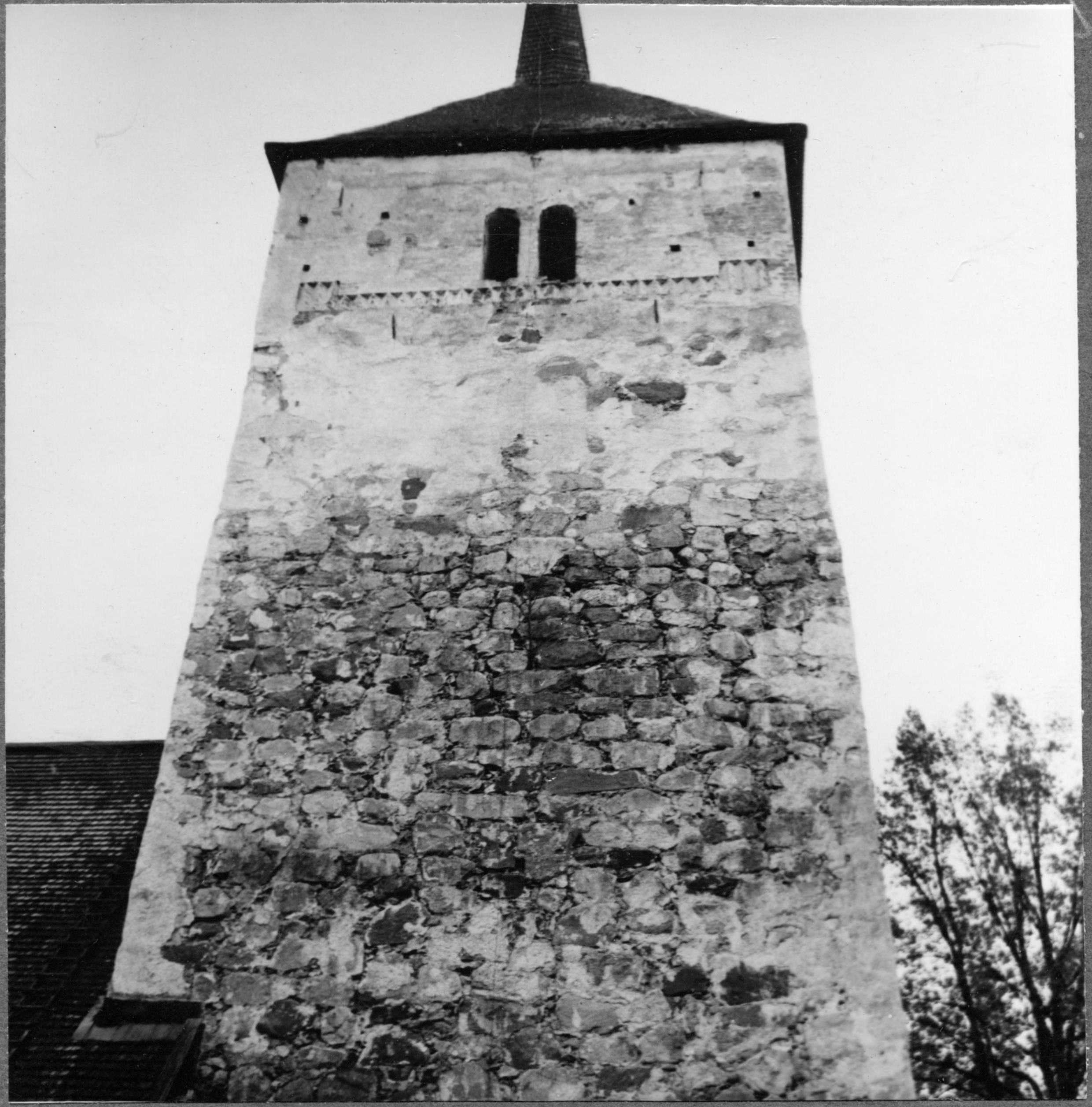 Ivar Schnell, Överselö kyrka