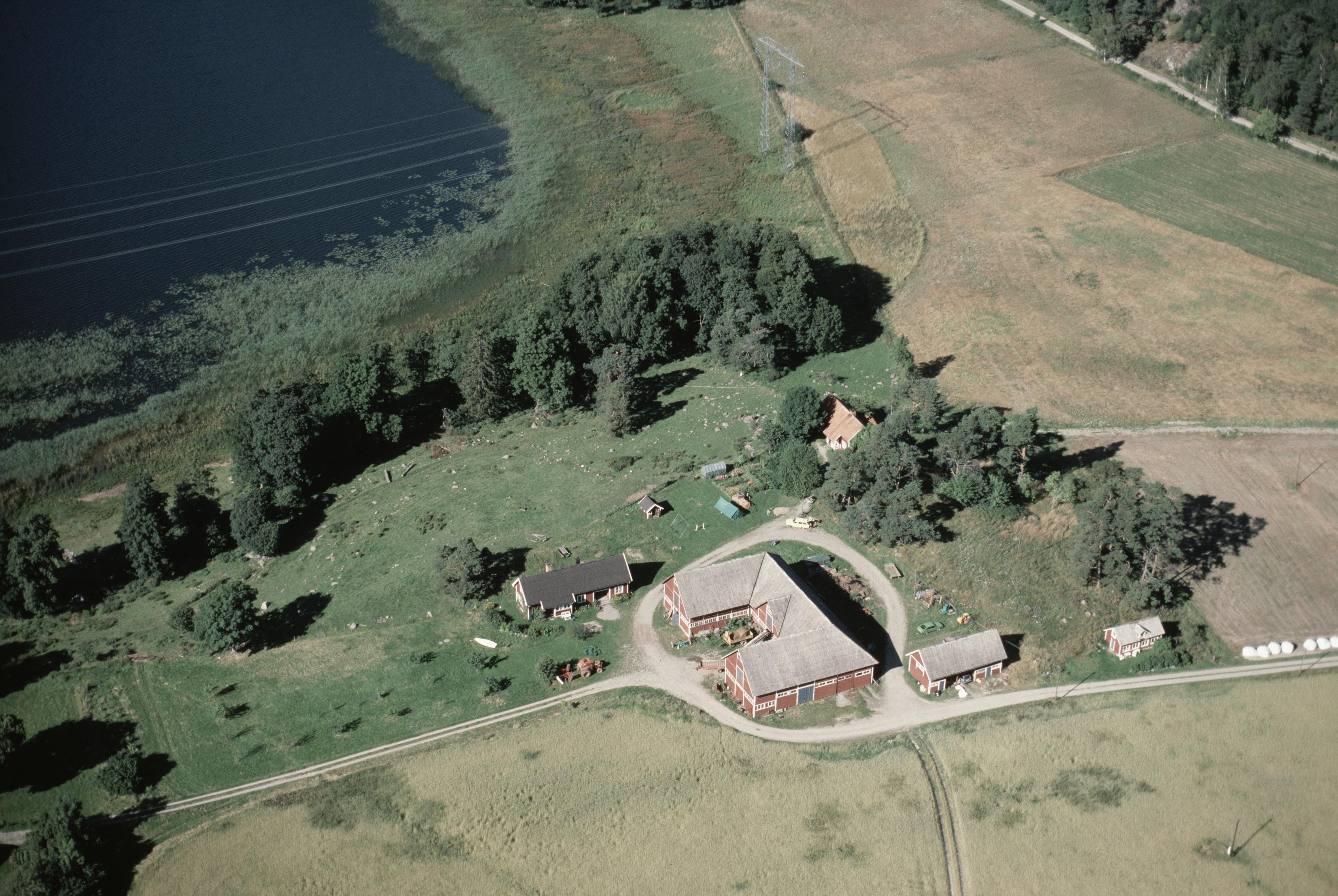 Jan Norrman, Vårdinge 204:1