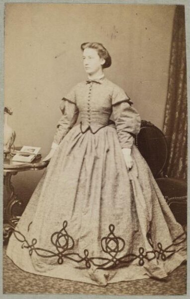 Unknown, Carte-de-visite photographs (480). Four photographs  are dry-mounted to each sheet (120).