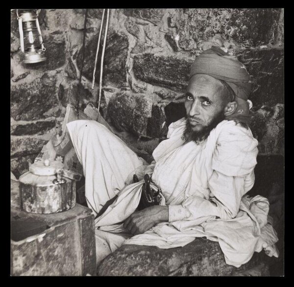 Hardy, Bert, A window onto the Yemen