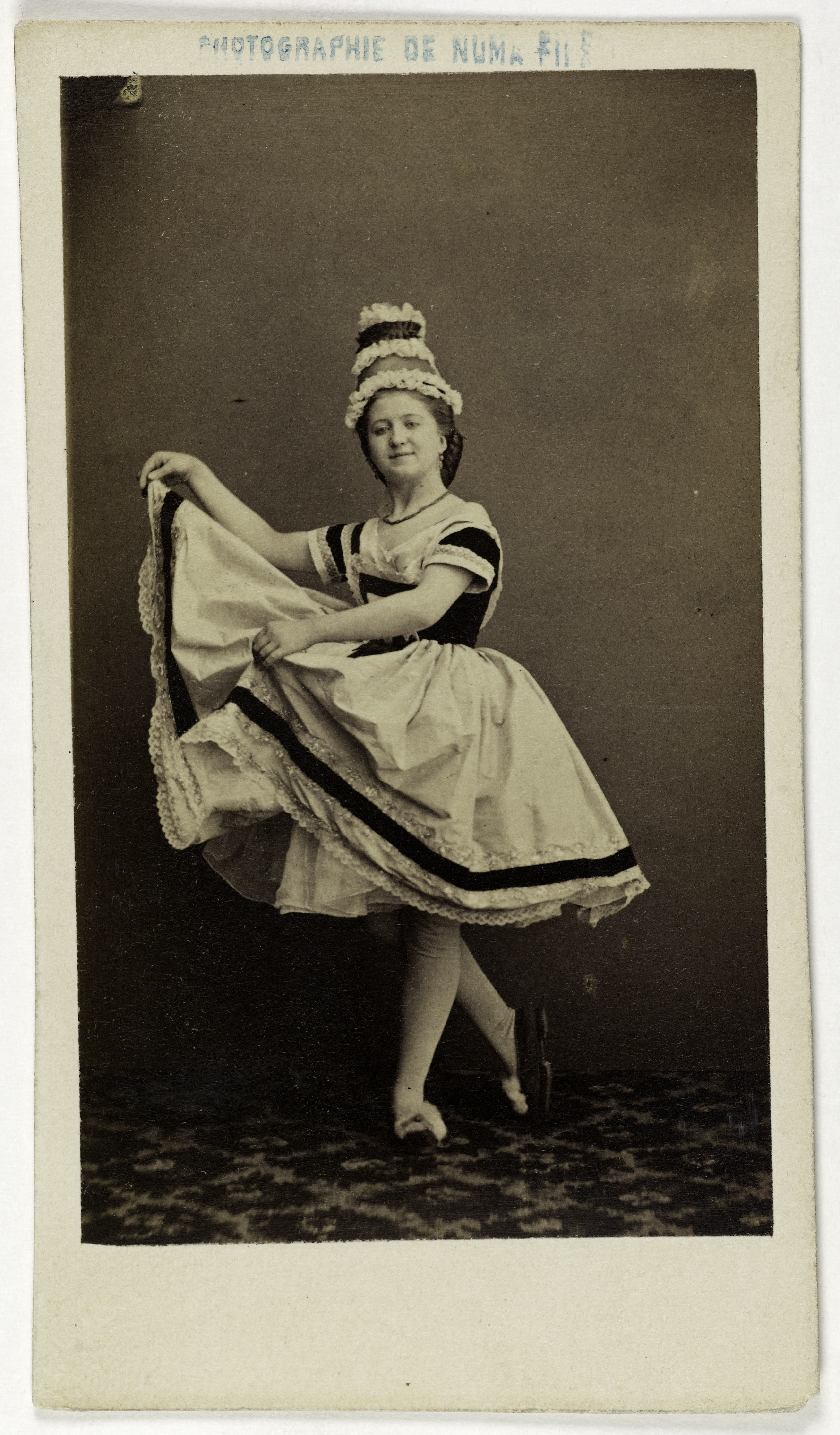 Numa Fils, Portrait de La Vergne Louise ou Léonide, (danseuse)