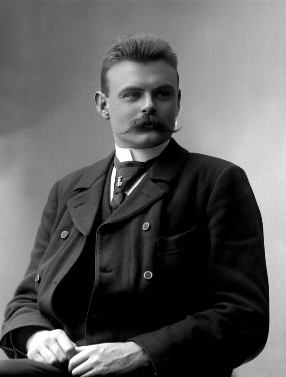 Gustav Borgen, NFB.09696