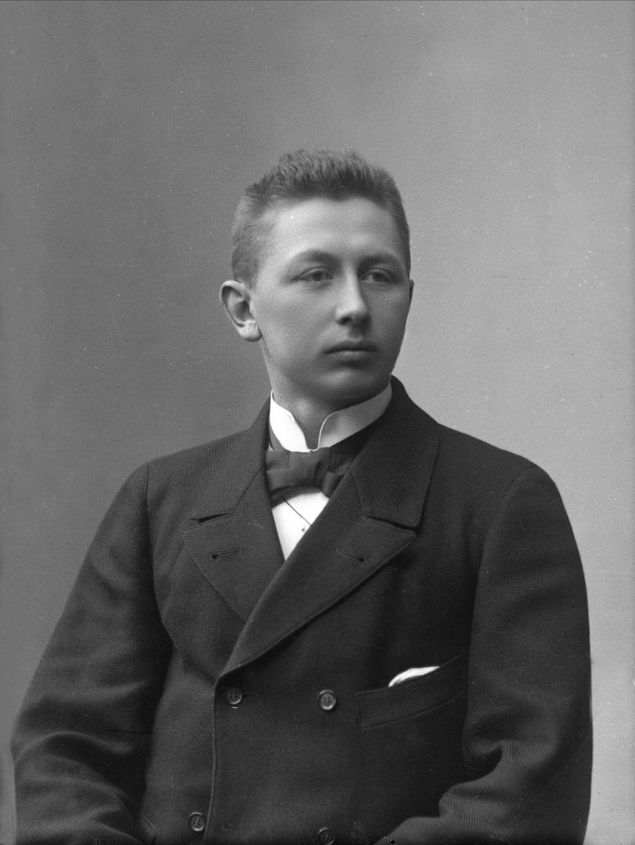 Gustav Borgen, NFB.36381