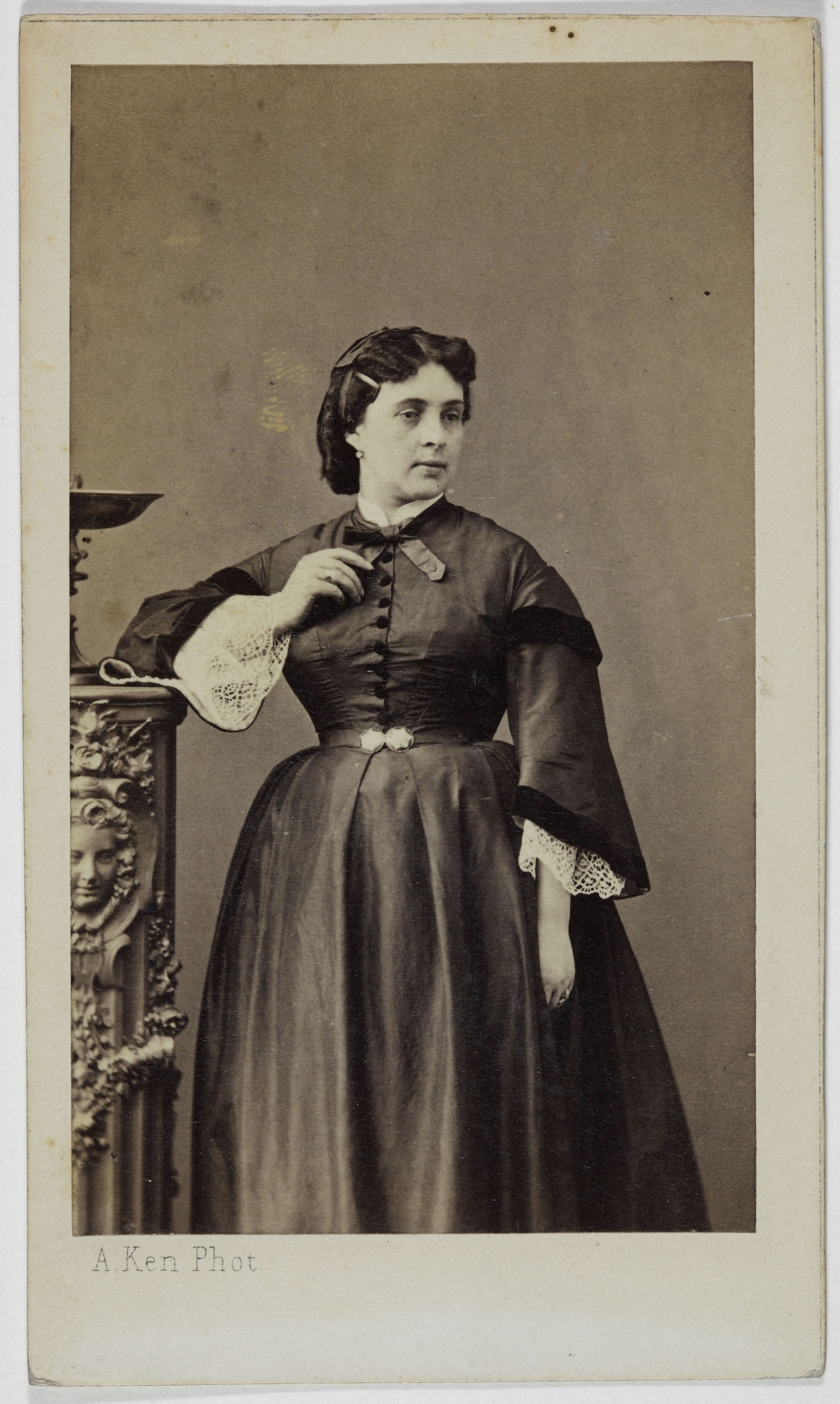 Alexandre Ken, Portrait d'Anna, (demi-mondaine)