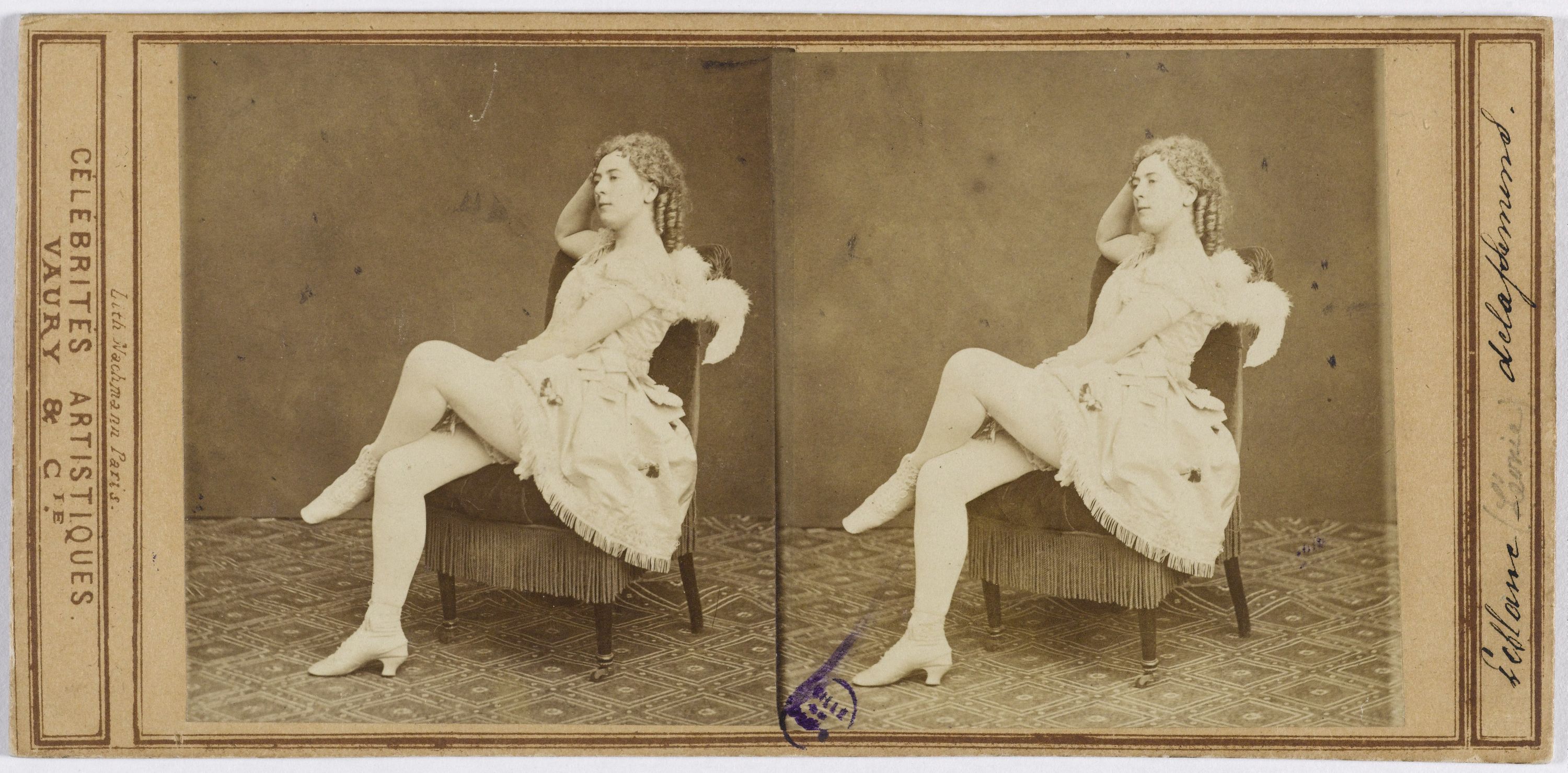 Vaury et Cie, Portrait de Léonide Leblanc, actrice aux Délassements Comiques.
