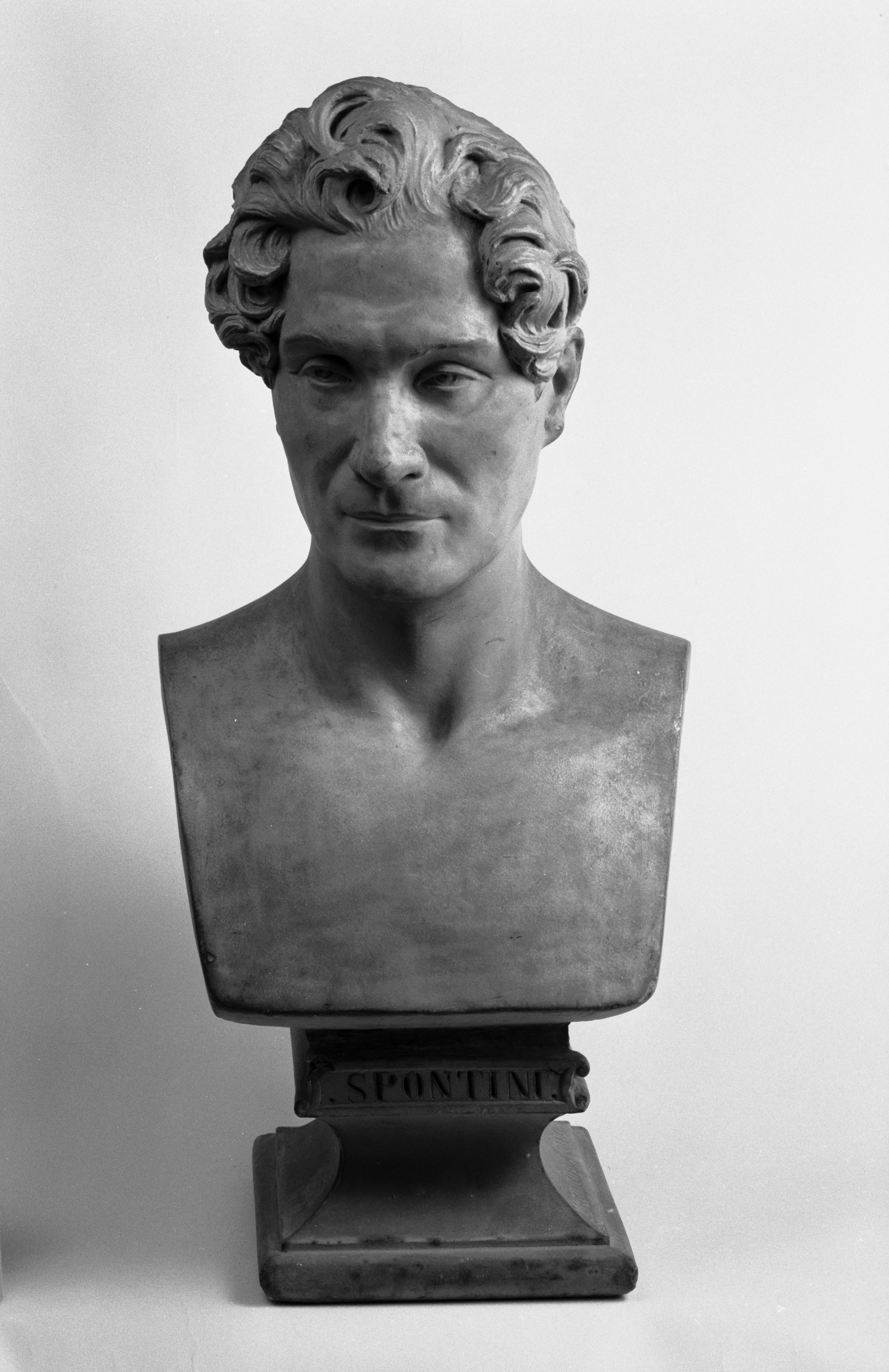Jean Pierre Dantan, Portrait sérieux de Gasparo-Luigi-Pacifico Spontini, (1774-1851), compositeur italien