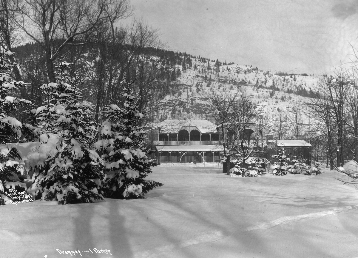 Anders Beer Wilse, Prot: Drammen Parken med Pavliongen Feb.1902