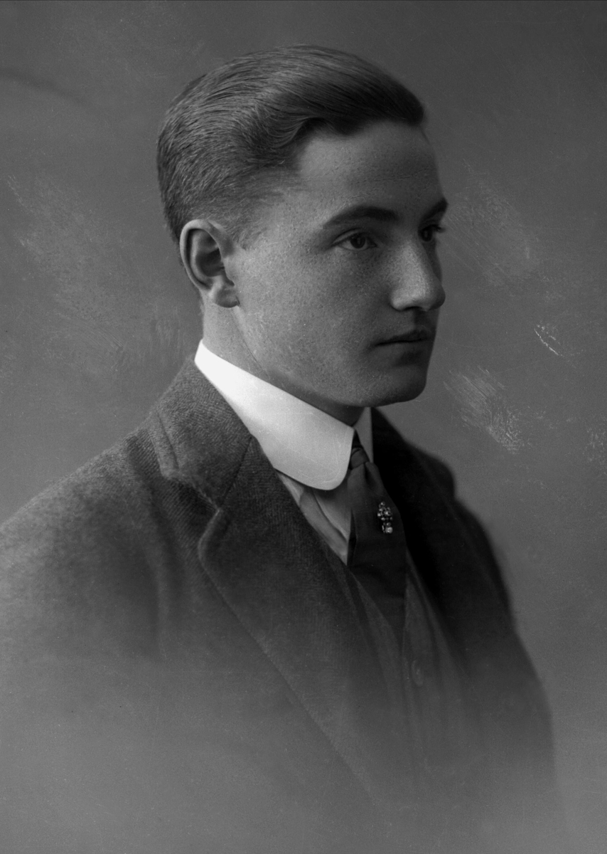Gustav Borgen, NFB.11982