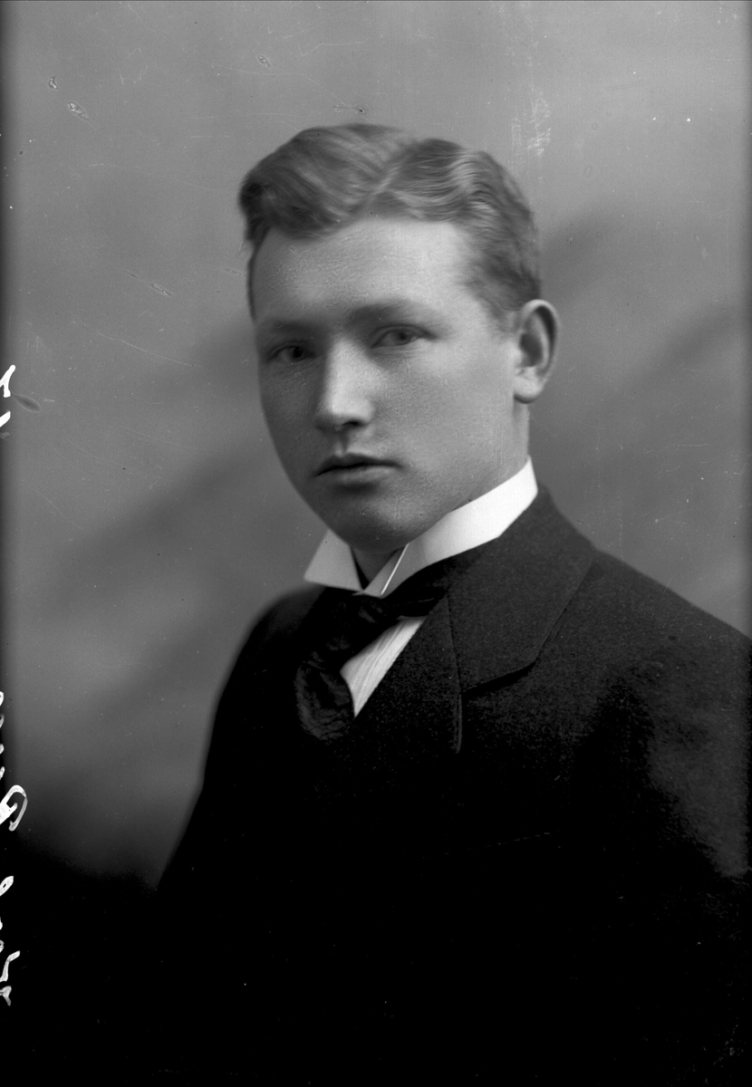 Gustav Borgen, NFB.22058
