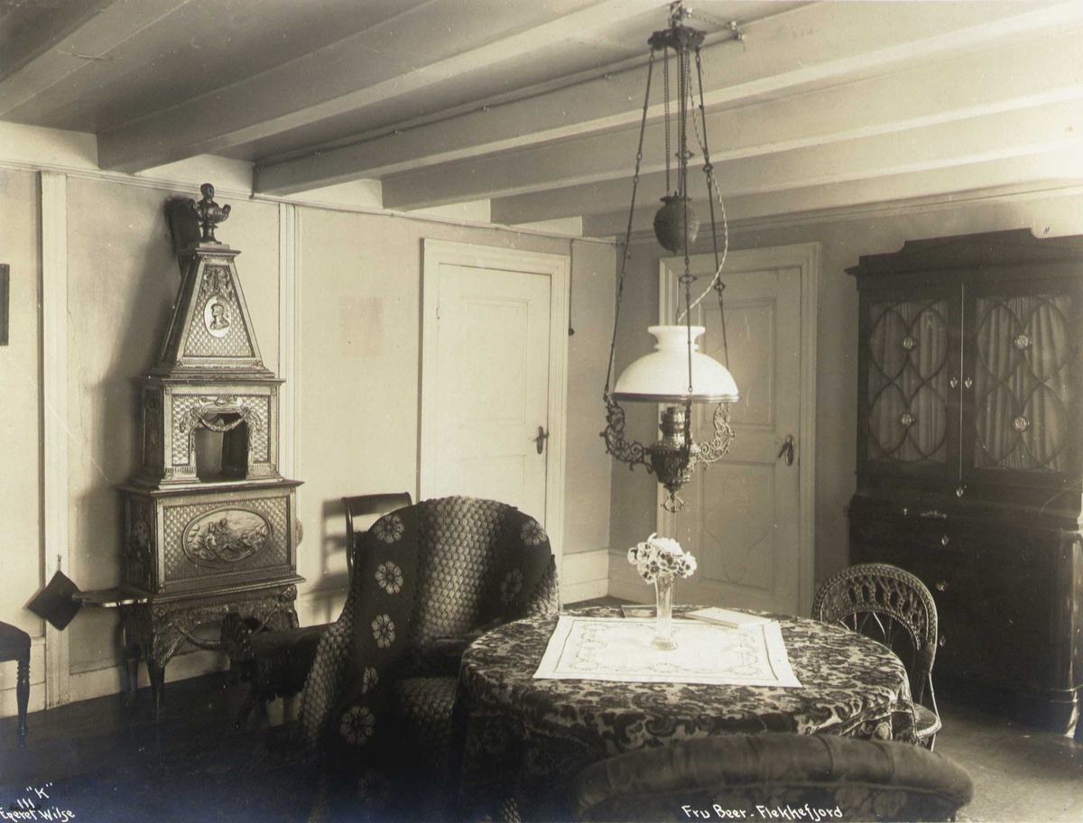 Anders Beer Wilse, Interiør, Fru Thea Beers hus, Flekkefjord, Vest-Agder. Fotografert 1912.