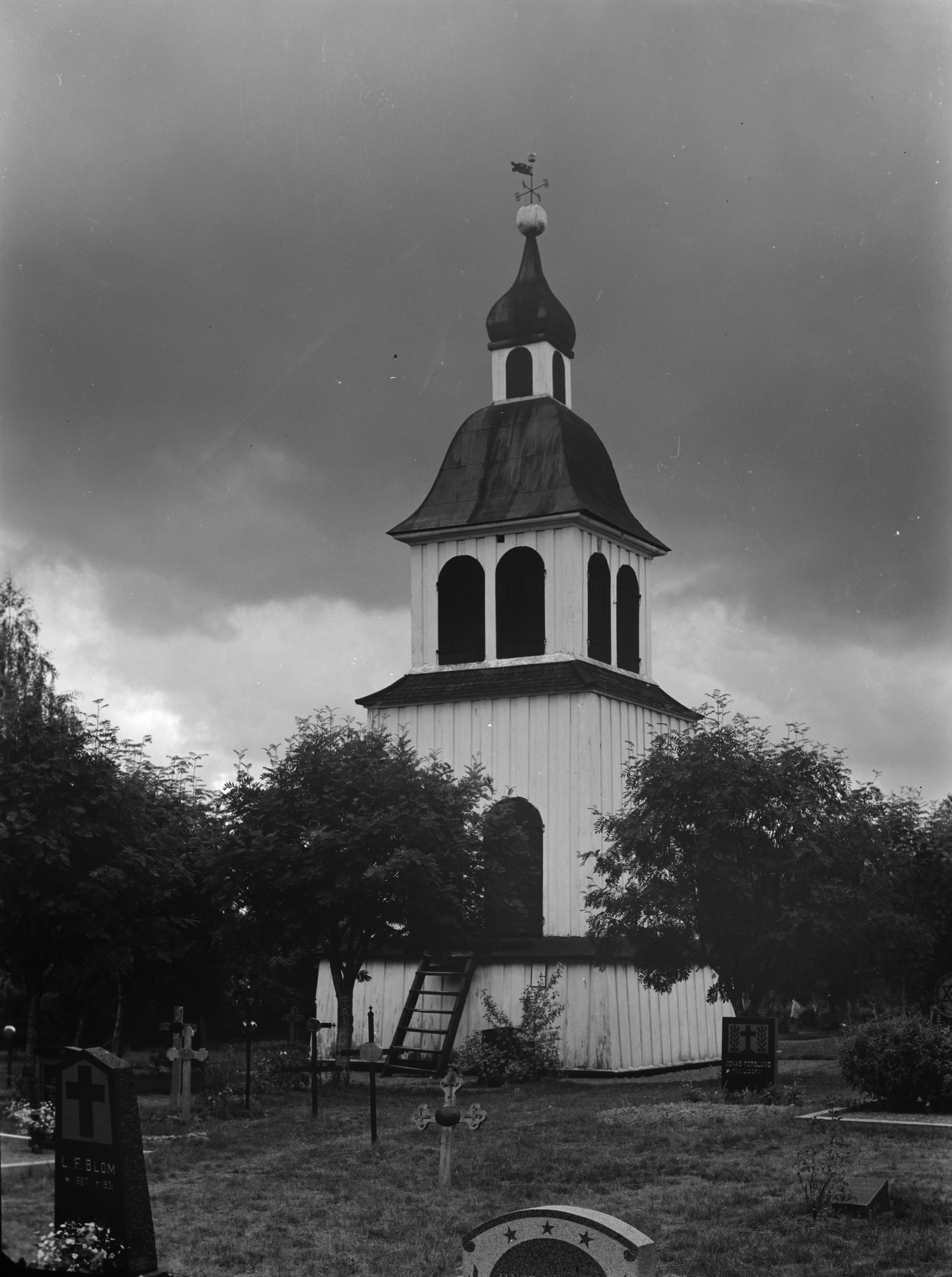 Iwar Anderson, Viksjö kyrka