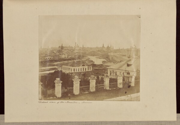 Roger Fenton, Distant View of the Kremlin, Moscow