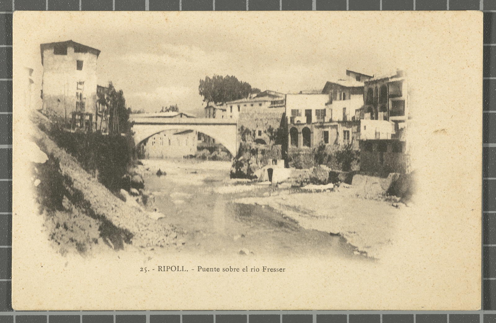 Desconegut, 25.- Ripoll.- Puente sobre el rio Fresser