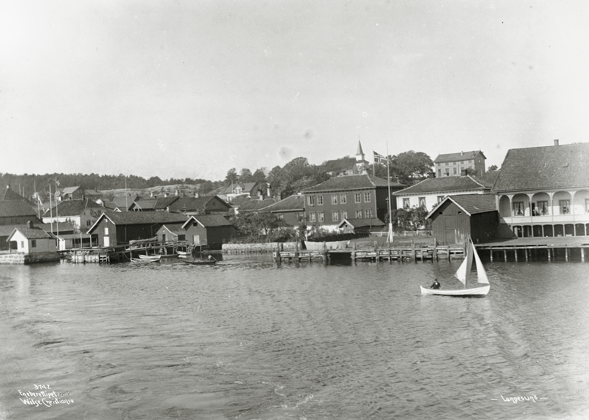 Anders Beer Wilse, Prot: Langesund - Fra Fjorden 13/6 1905