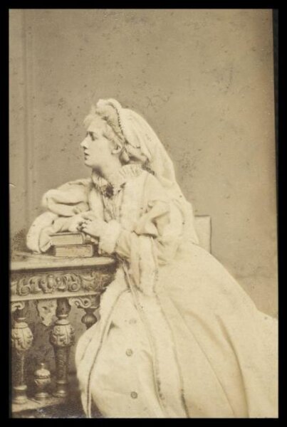 London Stereoscopic and Photographic Company, Guy Little Theatrical Photograph