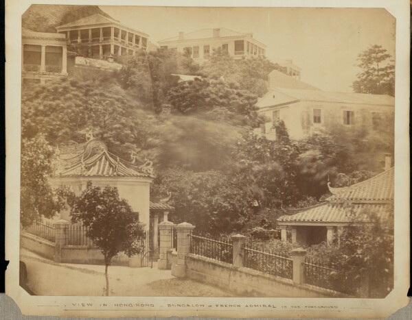 Felice Beato, [View in Hong-Kong - Bungalow of French Admiral in Foreground]