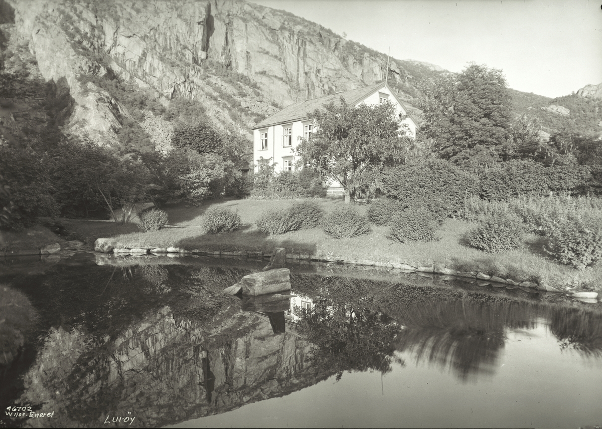 Anders Beer Wilse, Prot: Lurøy gård haven