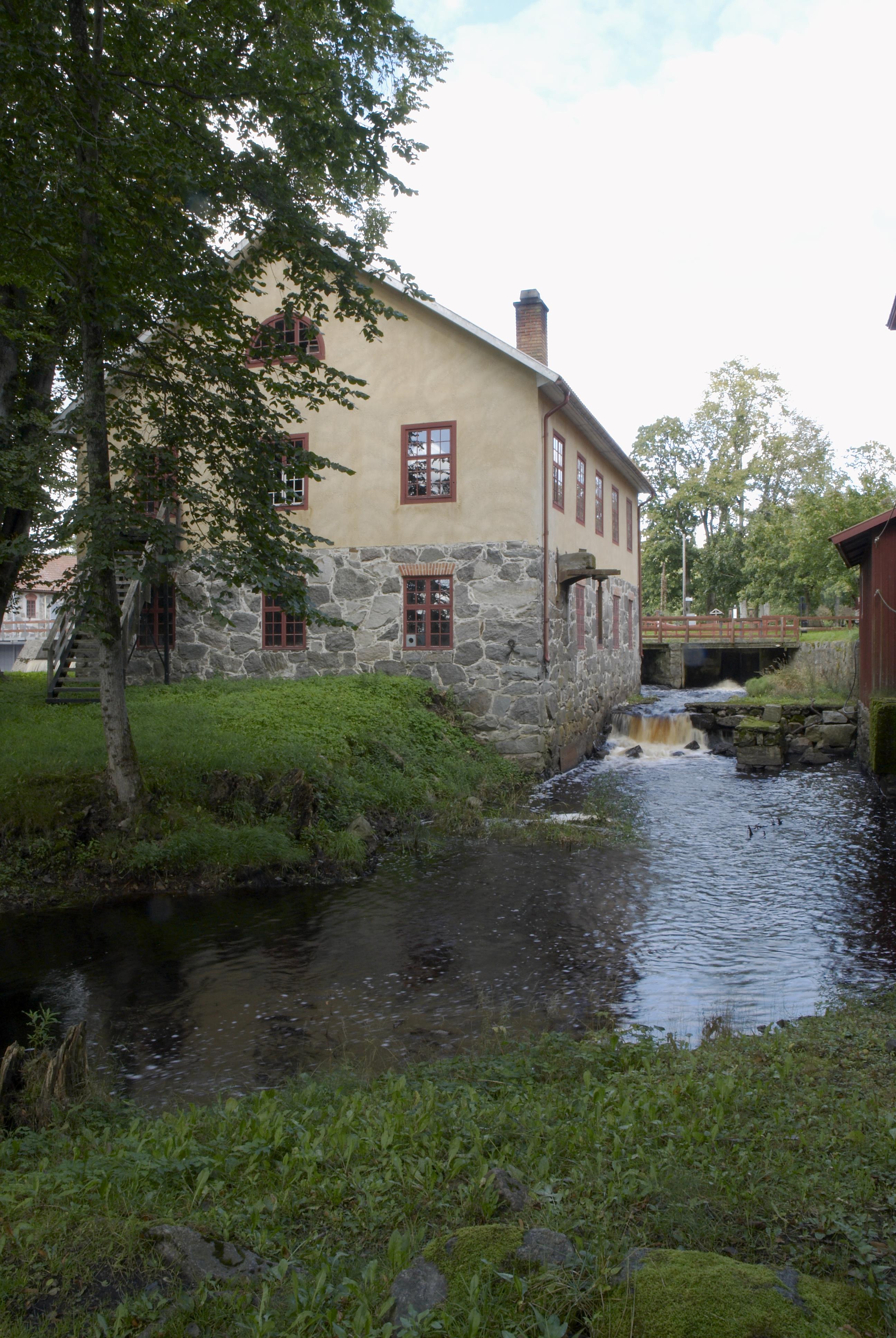 Bengt A Lundberg, Huseby bruk