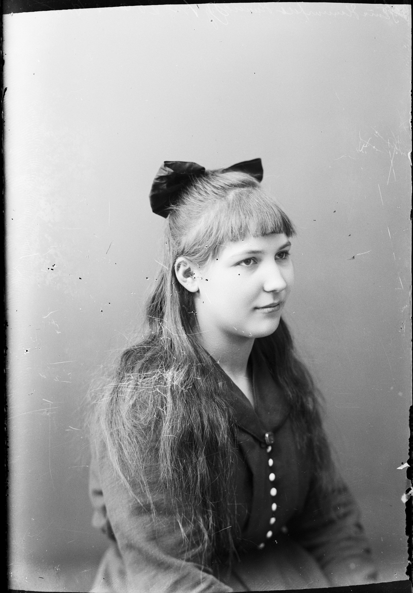 Skötsner-Edhlund, Stina Hammarfelt från Hanneberg, Börstil socken, Uppland 1919