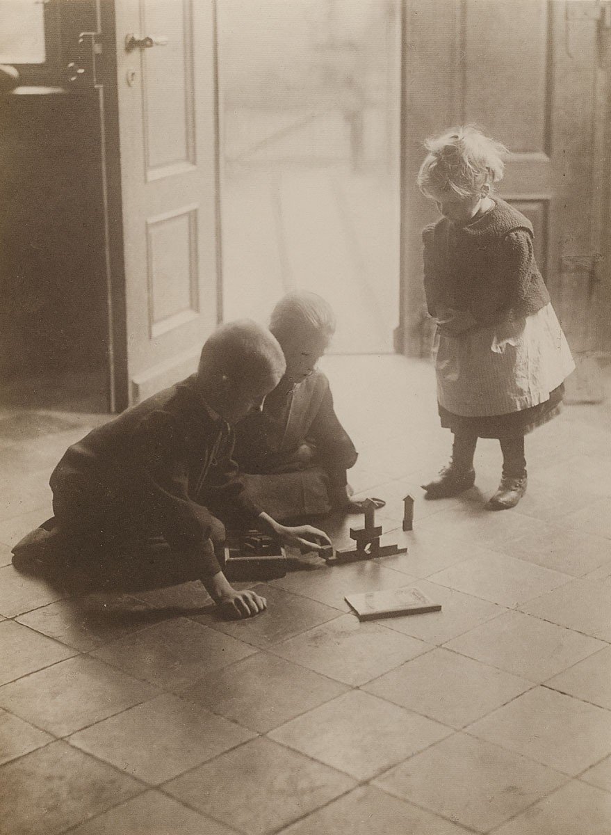 Rudolph Dührkoop, Kinder mit Baukasten