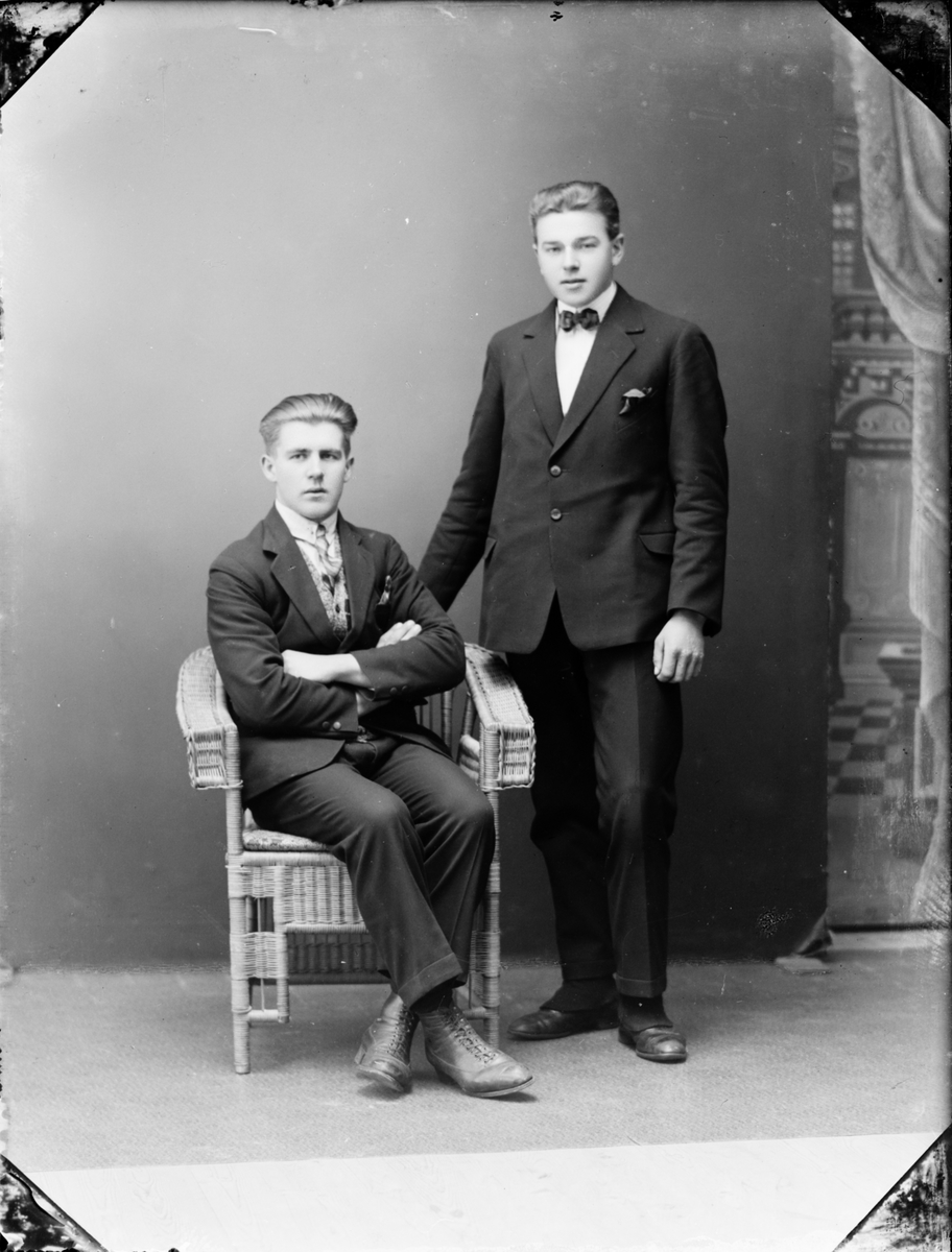Skötsner-Edhlund, Two Men, Östhammar, Uppland