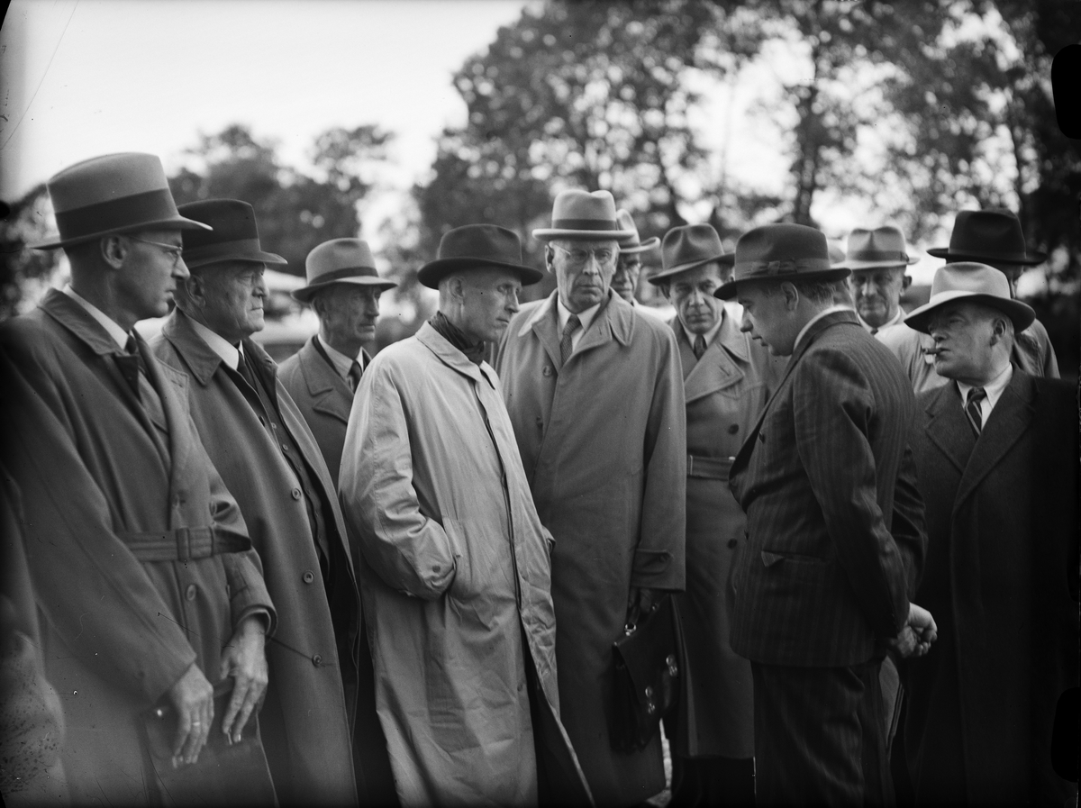 Paul Sandberg, Men - Uppsala 1945