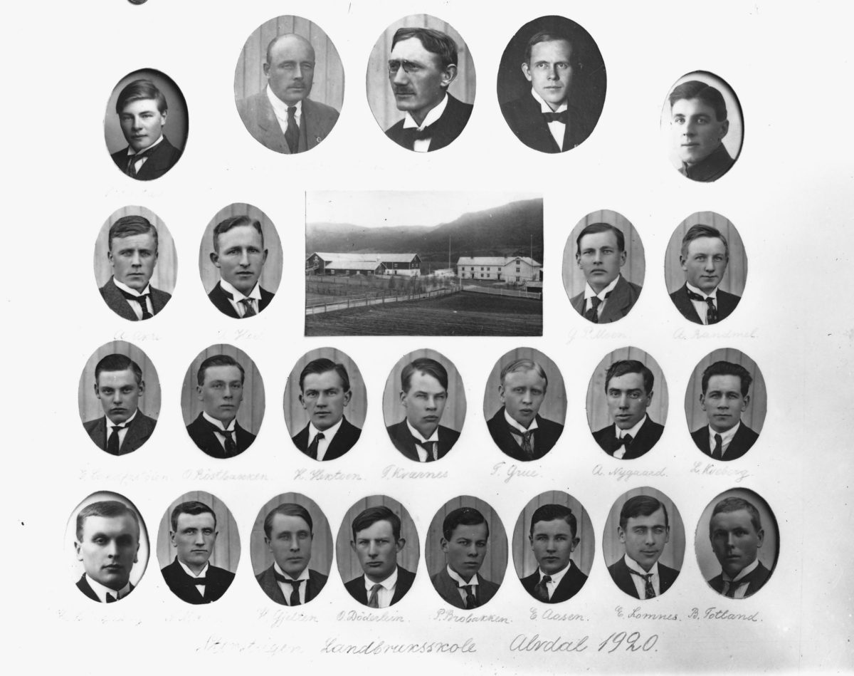 Per K. Lien, Storsteigen landbruksskole, elevene i 1920.