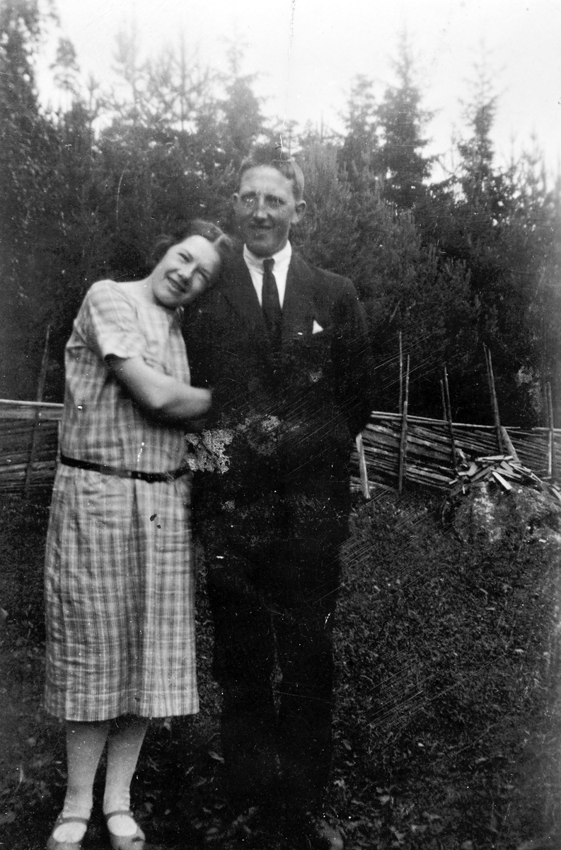 Ukjent, Dagmar f. 1902 og Mathias Berge f. 1903.