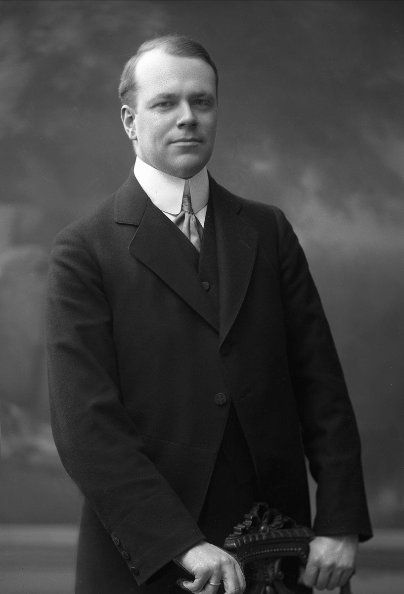 Gustav Borgen, NFB.43694