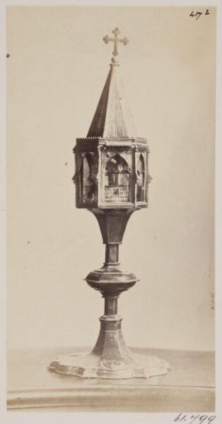 Parker, John Henry, Reliquary in the Chapel of the Palazzo Massimo