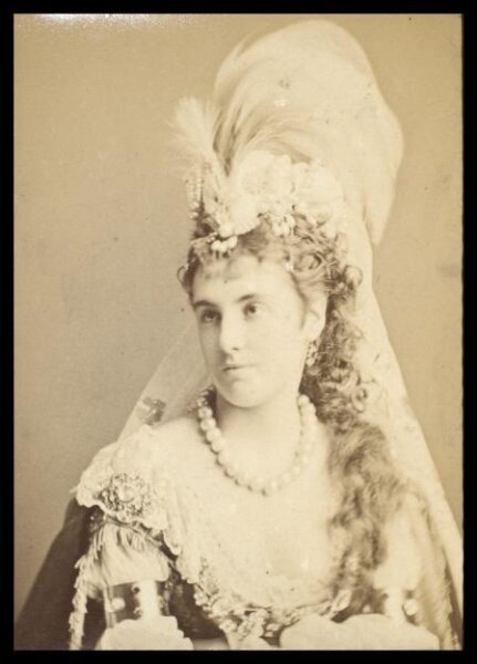 London Stereoscopic and Photographic Company, Guy Little Theatrical Photograph