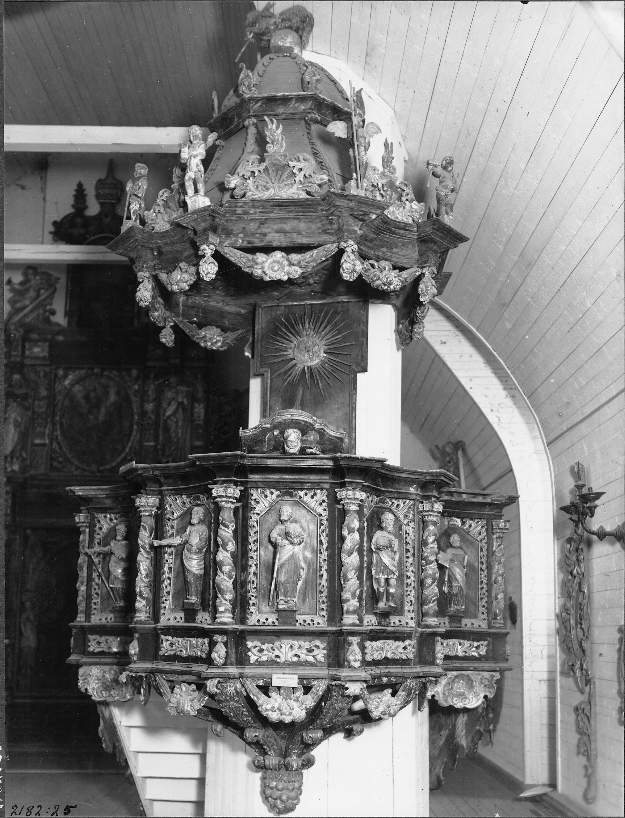 Olle Hellström, Skara domkyrka (Sankta Maria kyrka)