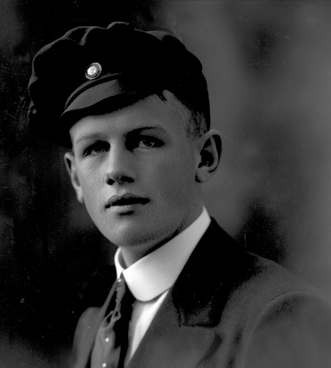 Gustav Borgen, NFB.37048