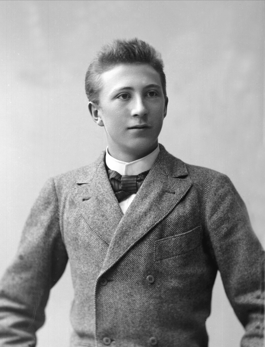 Gustav Borgen, NFB.30128