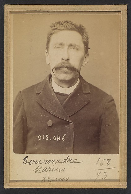 Alphonse Bertillon, Tournadre. Jacques (ou Eugène). 32 ans, né à Marchal (Cantal). Journaliste. Anarchiste. 3/3/94